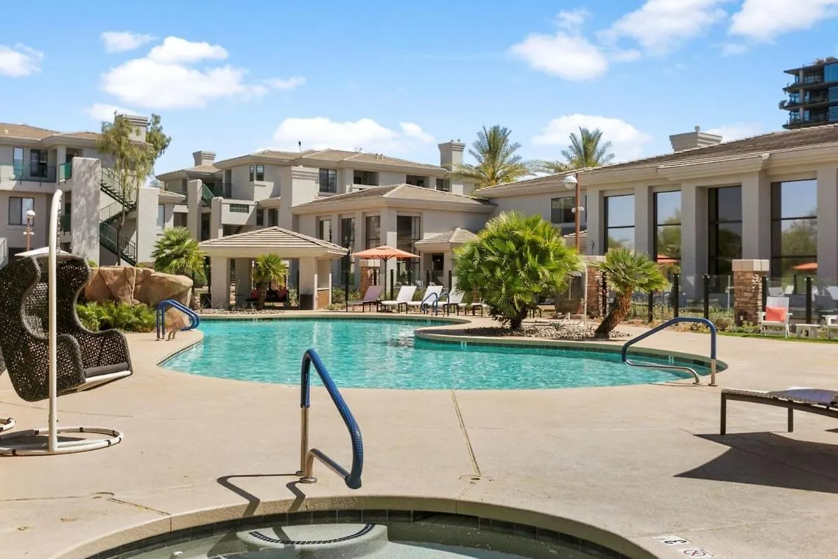 Kierland Commons Cozysuites With Heated Pool, Gym! Σκότσντεϊλ 0*,  Ηνωμένες Πολιτείες της Αμερικής